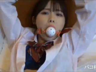 淘宝买来一套SM情趣内衣和大学生女朋友酒店开房啪啪
